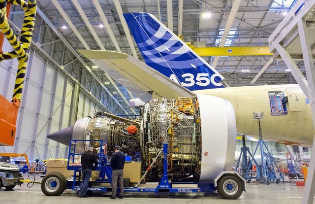 A350_XWB_Trent_Engine_mounting2net_airbus