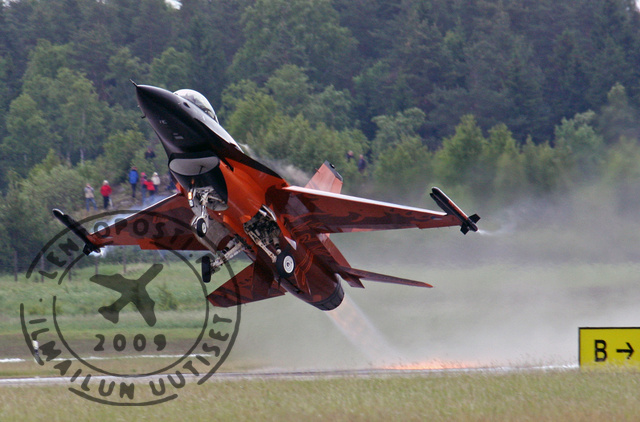 Hollanti_F16_demo_1