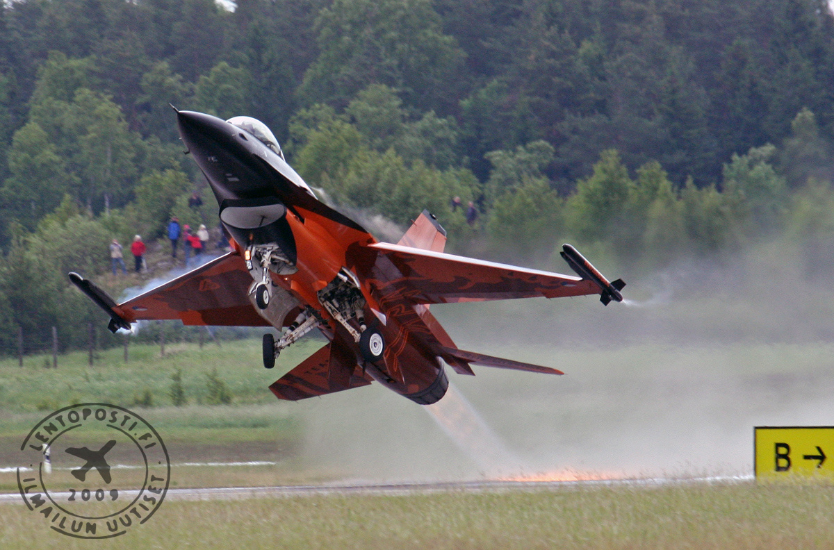 Hollanti_F16_demo_1