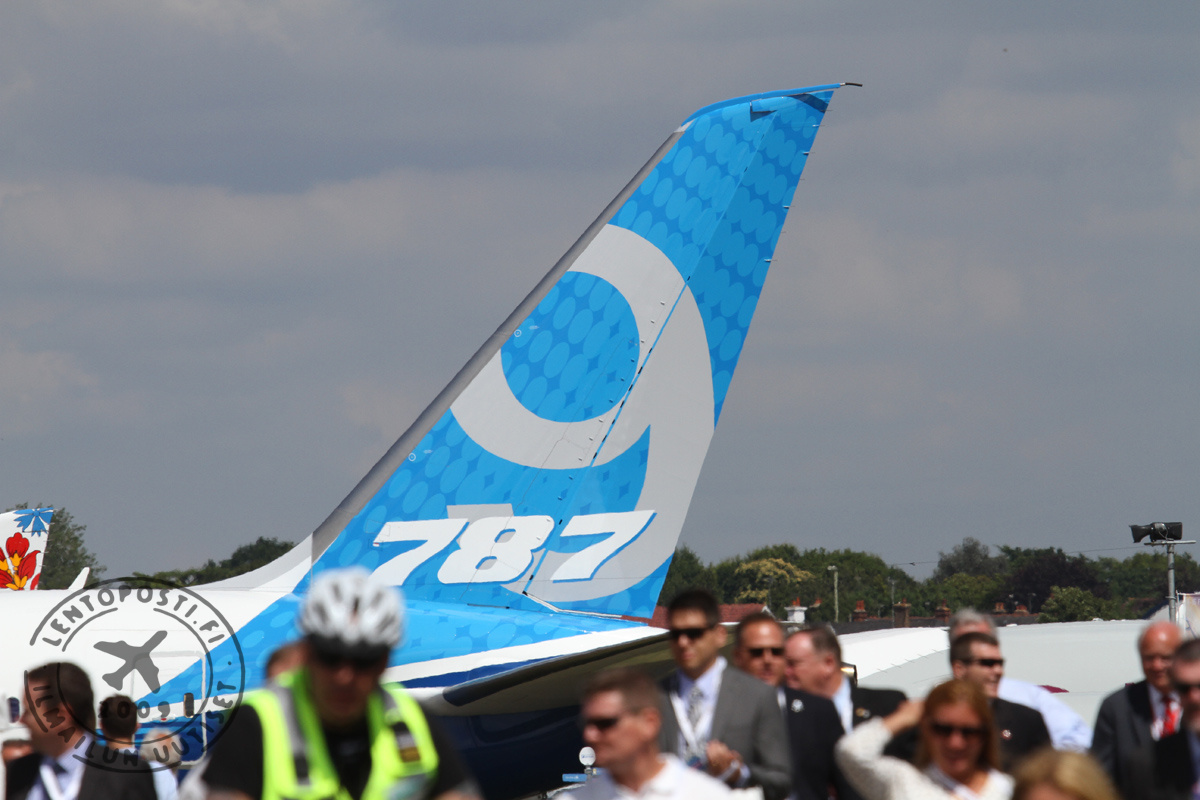 FIA14_7879_tail