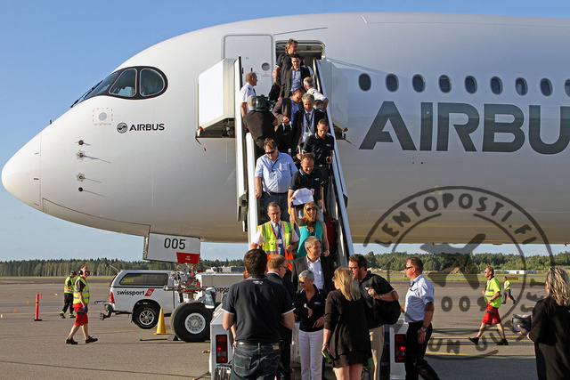 A350_HEL_Fin_greet_1