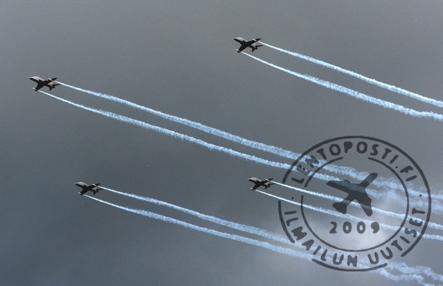 malmi_airshow_16_pe_6