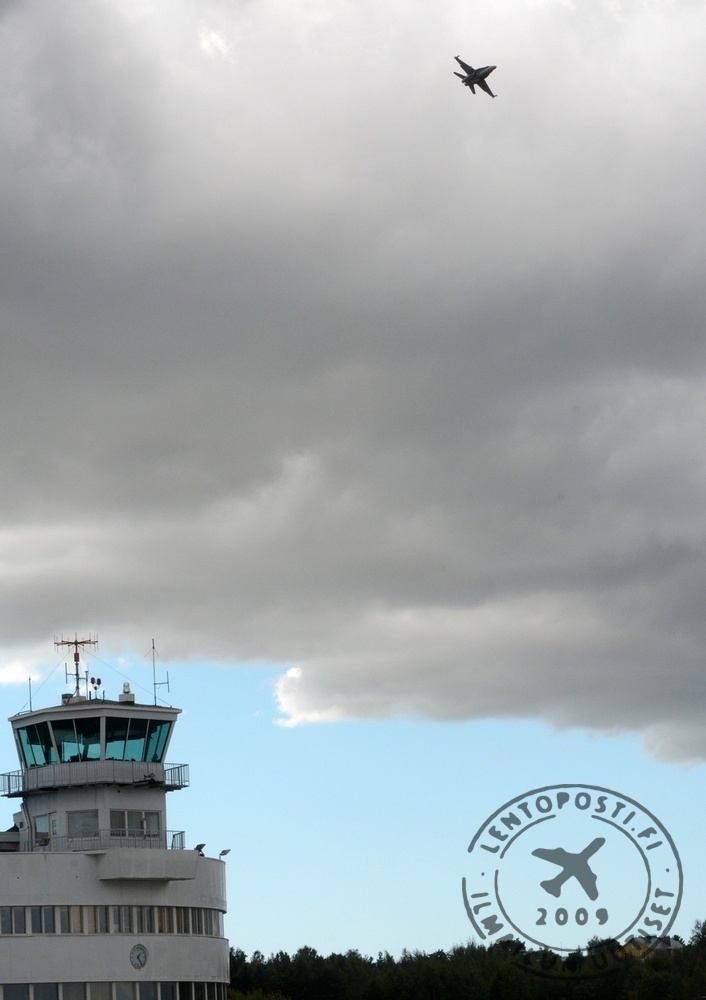 malmi_airshow_16_pe_3