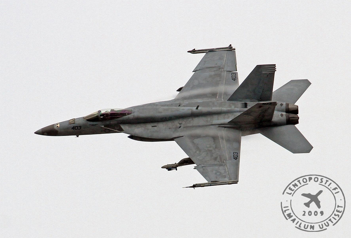 FA18_SuperHornet_ilmassa_1