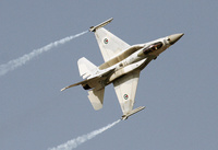 DAS_UAE_F16