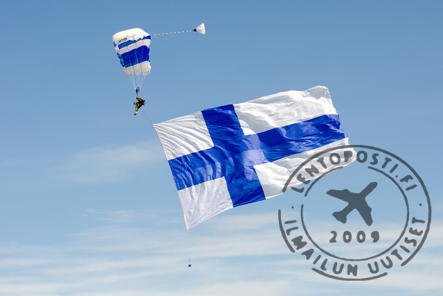 Suomen_lippu_EFLP_080518