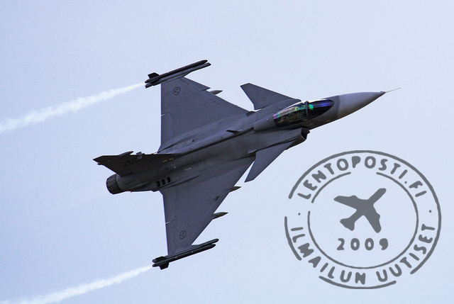 F100_Gripen_vauhdissa