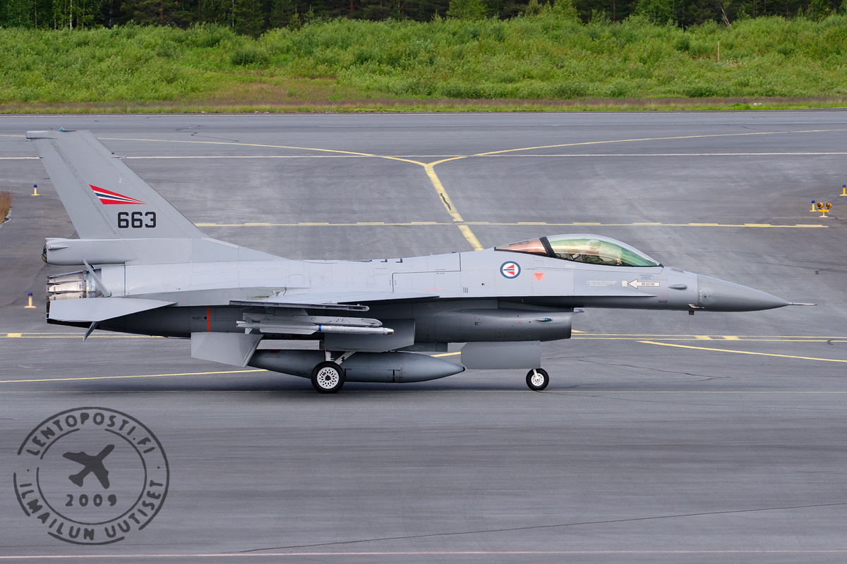 F-16A_663