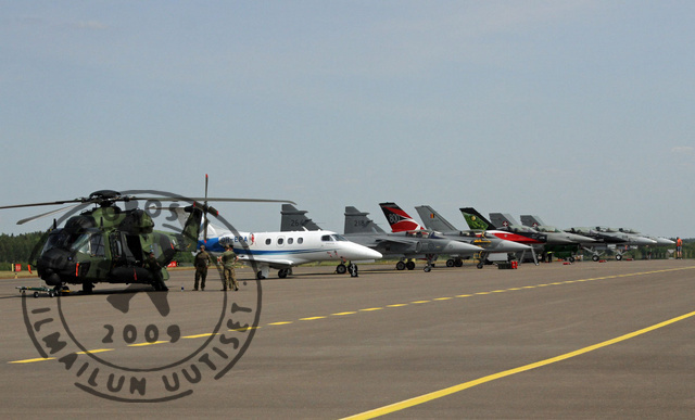 TKU_flightline