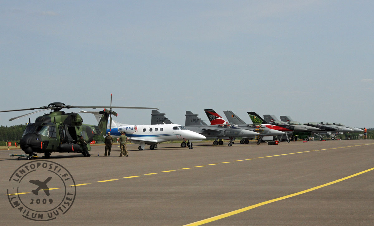 TKU_flightline