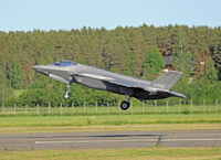 KAU25_F35_landing