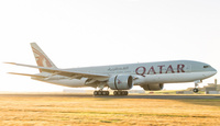 Qatar_777_Auckland_LDG