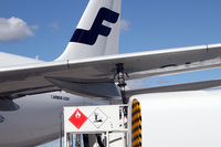 Finnair_fueling