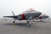 TA_F35_apron