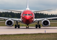 Norwegian_737_close