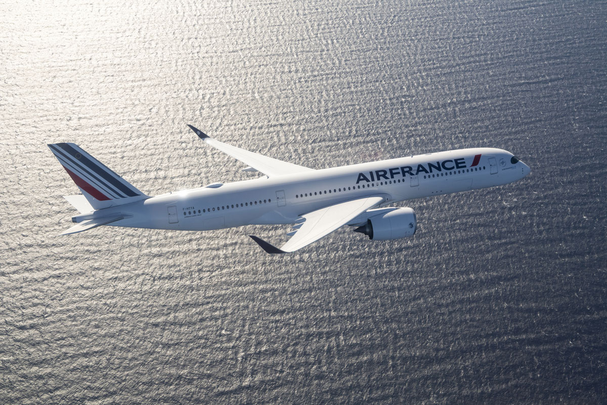 AF_A350_ilmassa