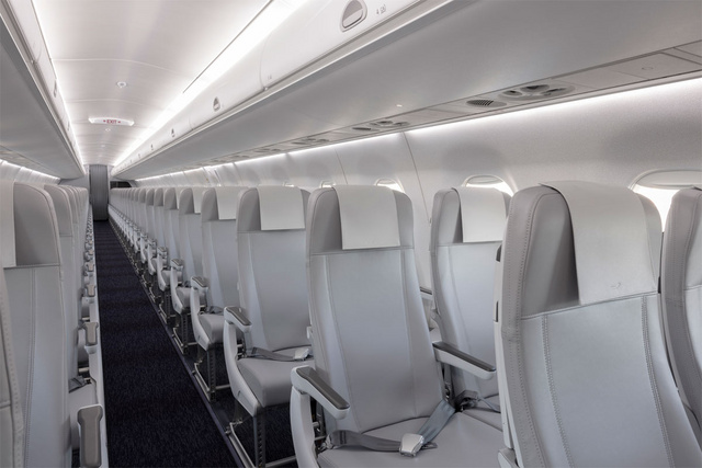 E190_matkustamo_1